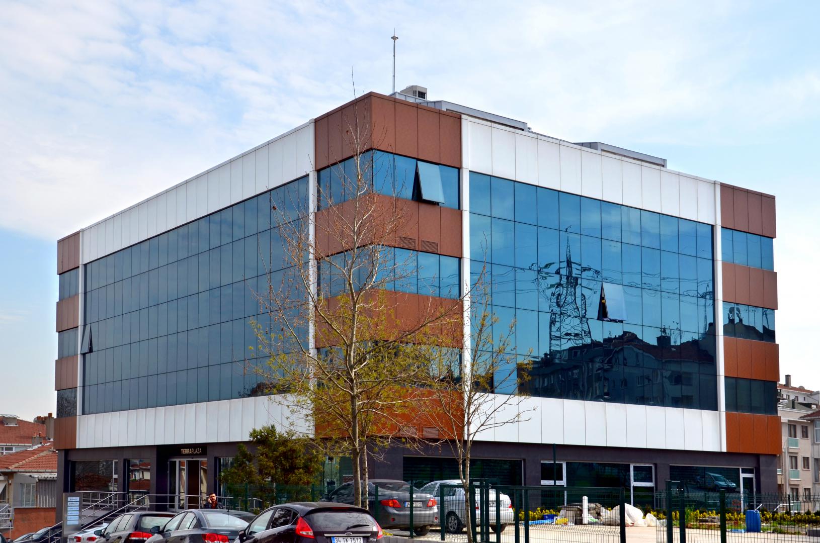 TERRA PLAZA